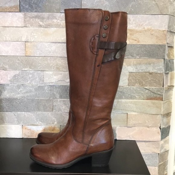 Clarks Maymie Stellar Knee High Boot (H81-5) - Picture 3 of 12